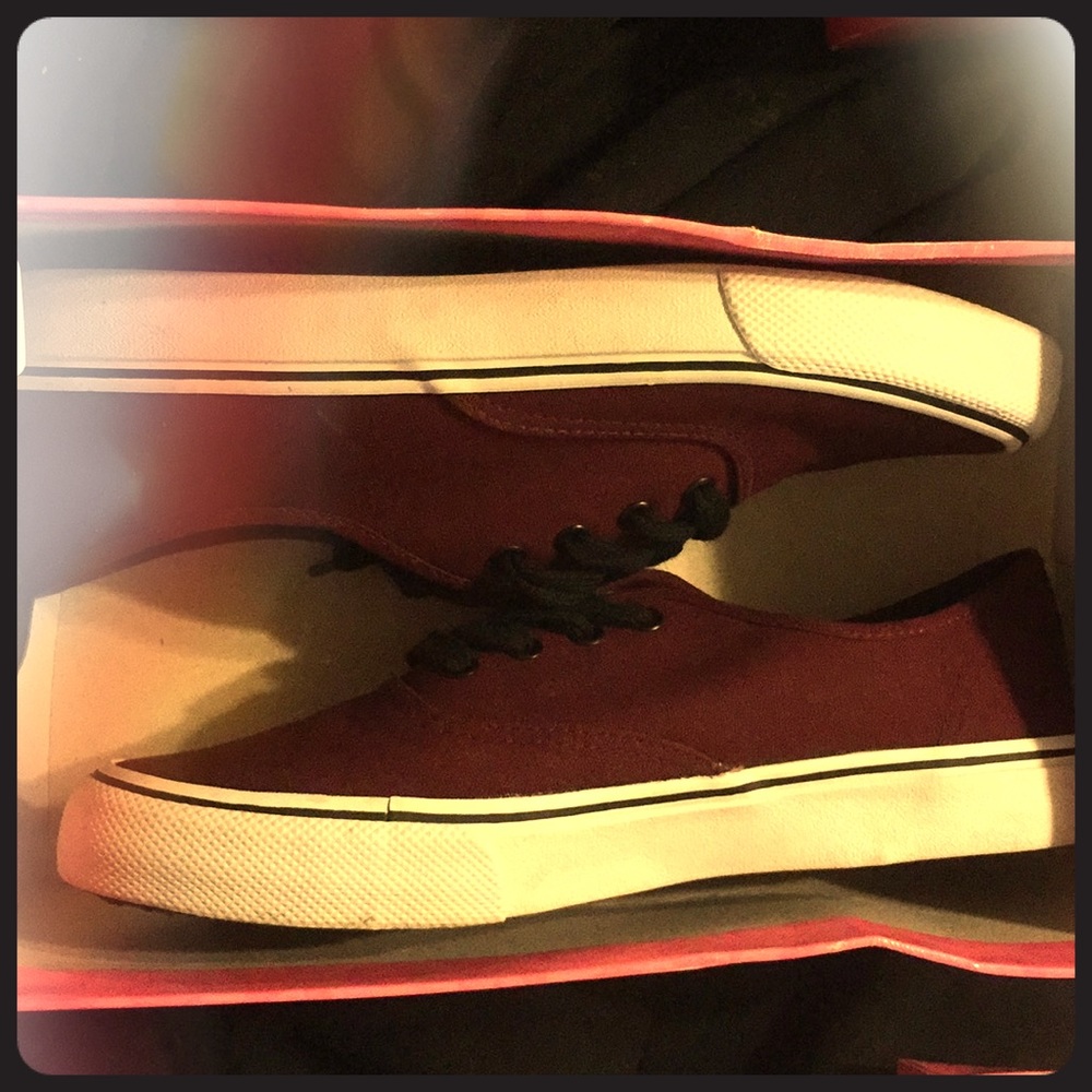 Airwalk Rio Maroon Shoes